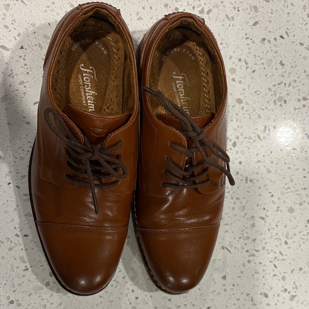 Florsheim Dress Shoes – Size 2.5 (Youth)